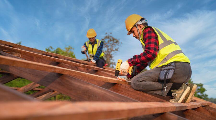Professional Flat Roofing Installation services in North Matewan, WV
